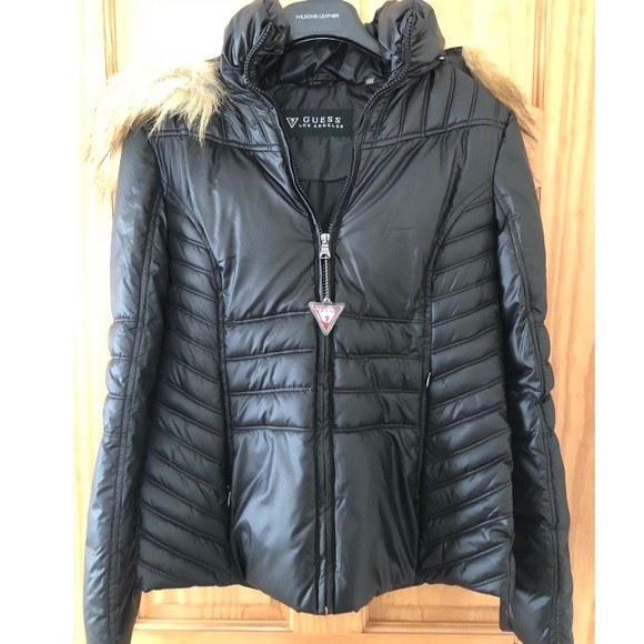 GUESS womens Hooded Quilted Puffer Jacket With Removable Faux Fur Trim